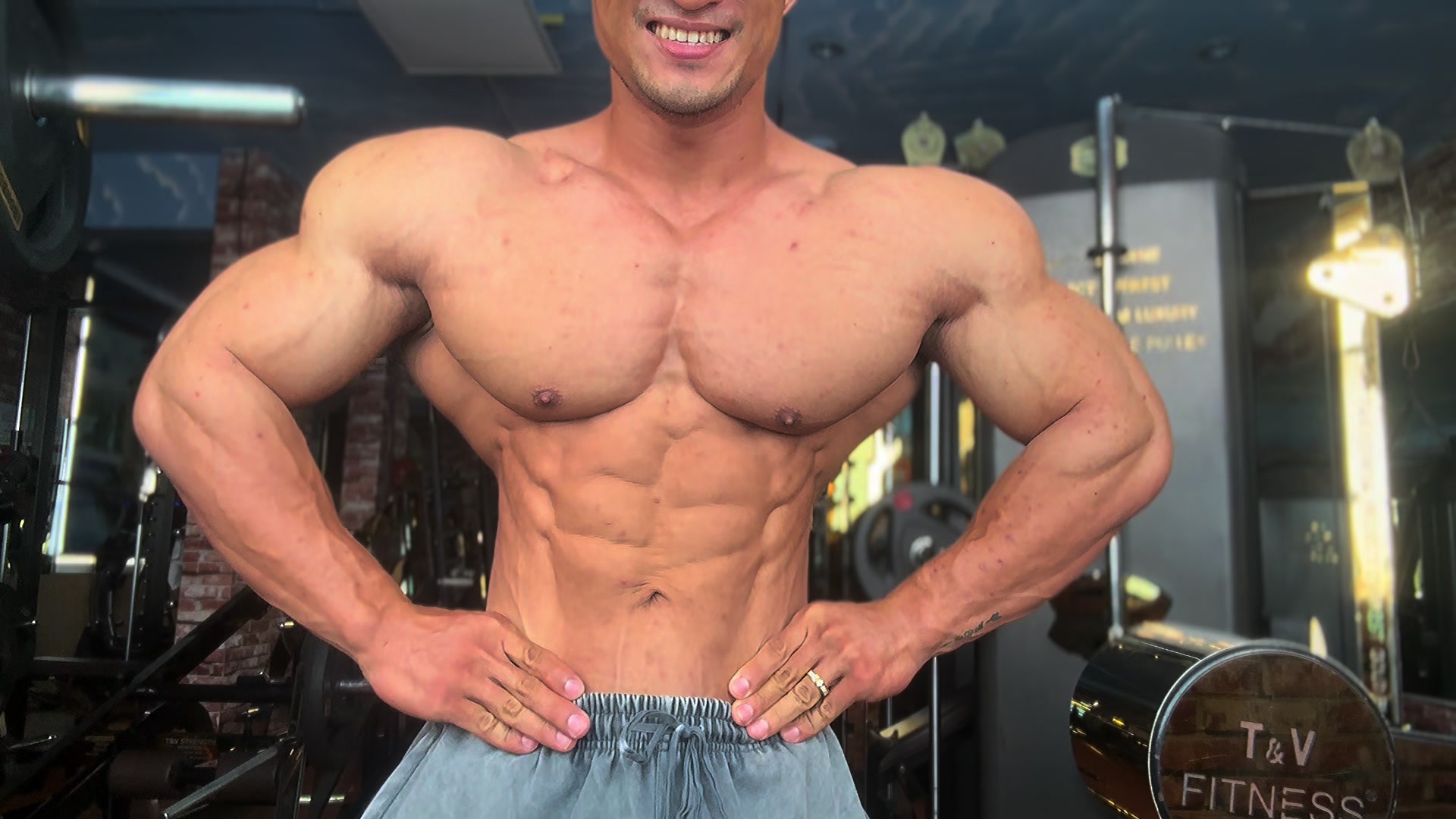 @IFBB PRO BEN ANH