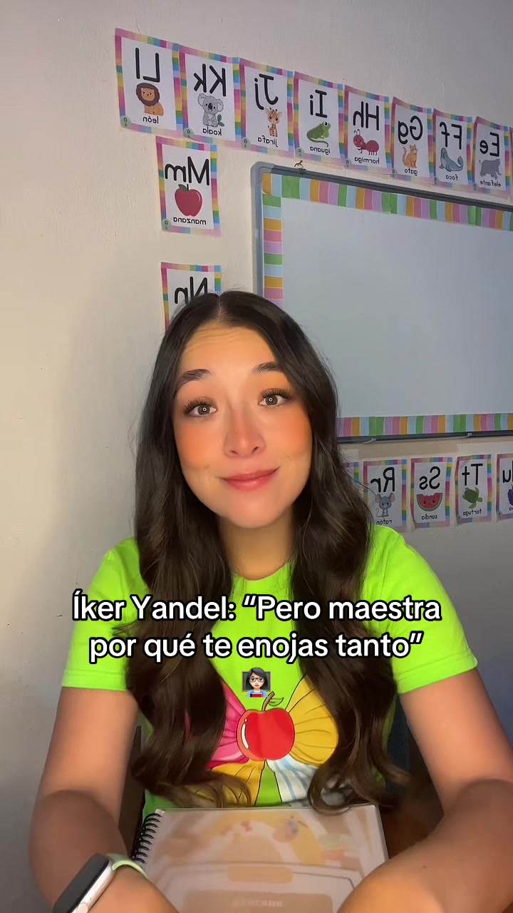 @Maestra Azu 👩🏻🏫🍎