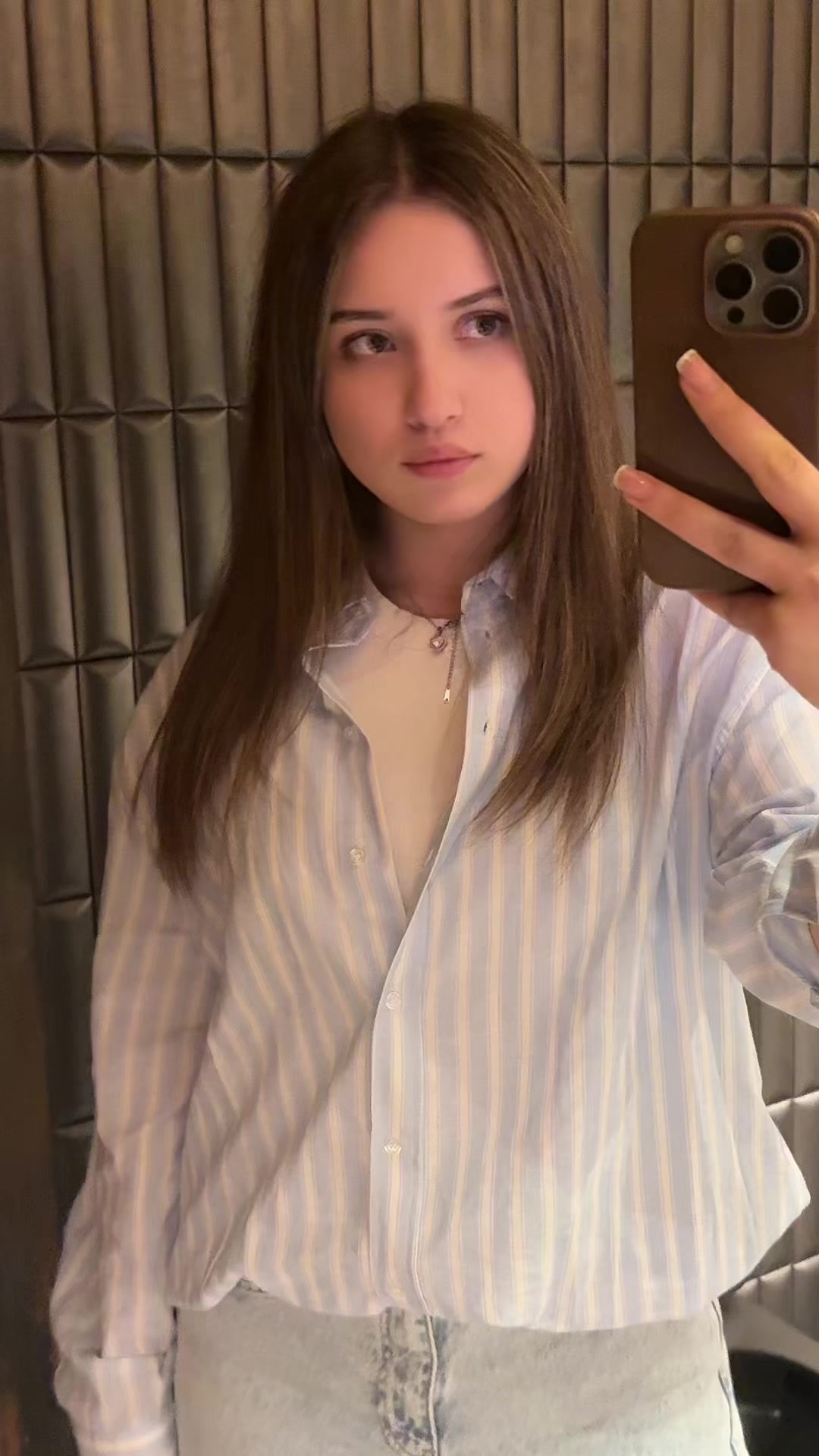 @で²
