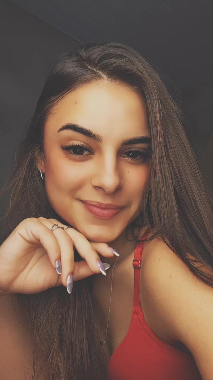 @Vitória Borchardt Dos Reis