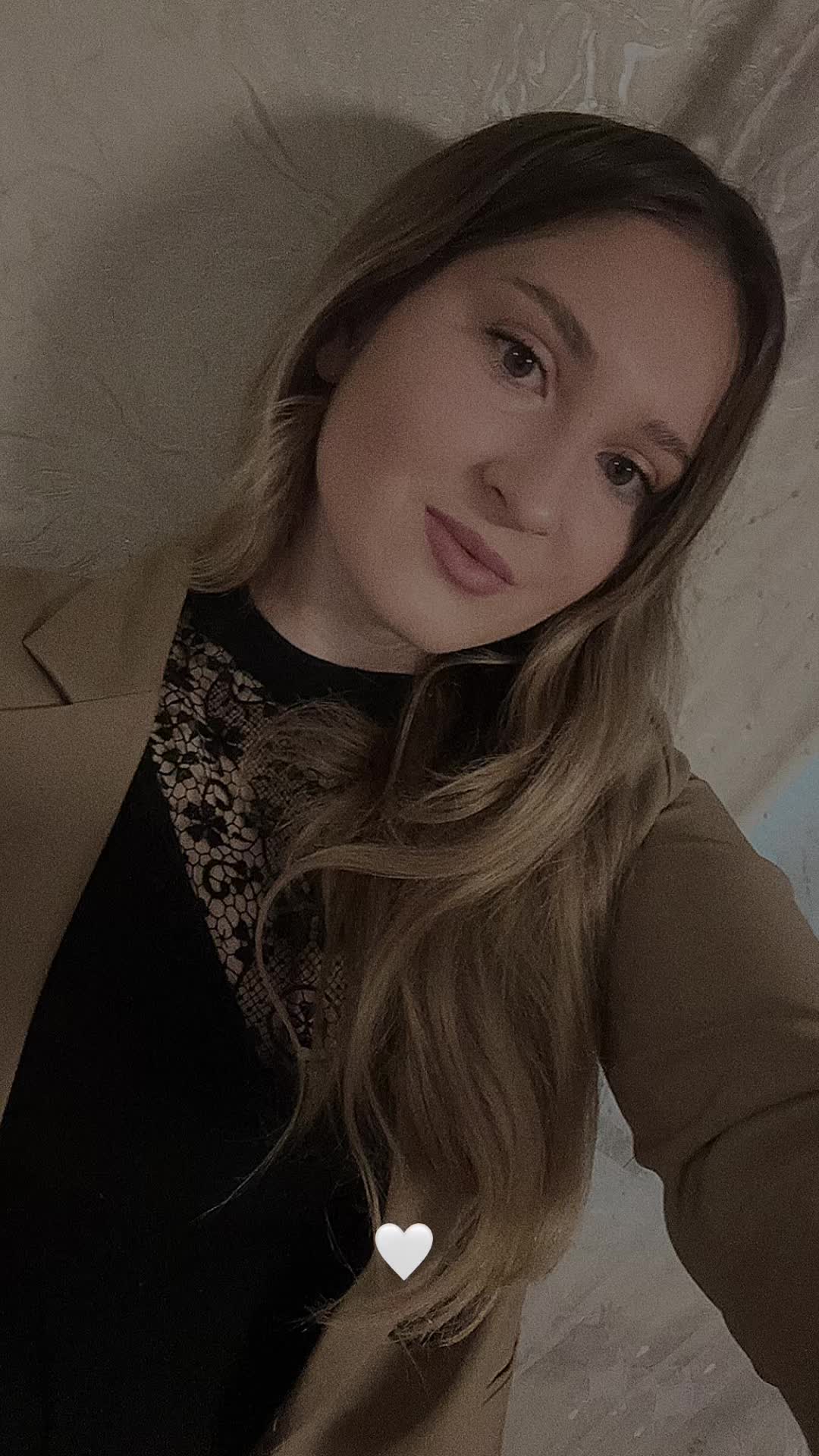 @victoriaportaresc