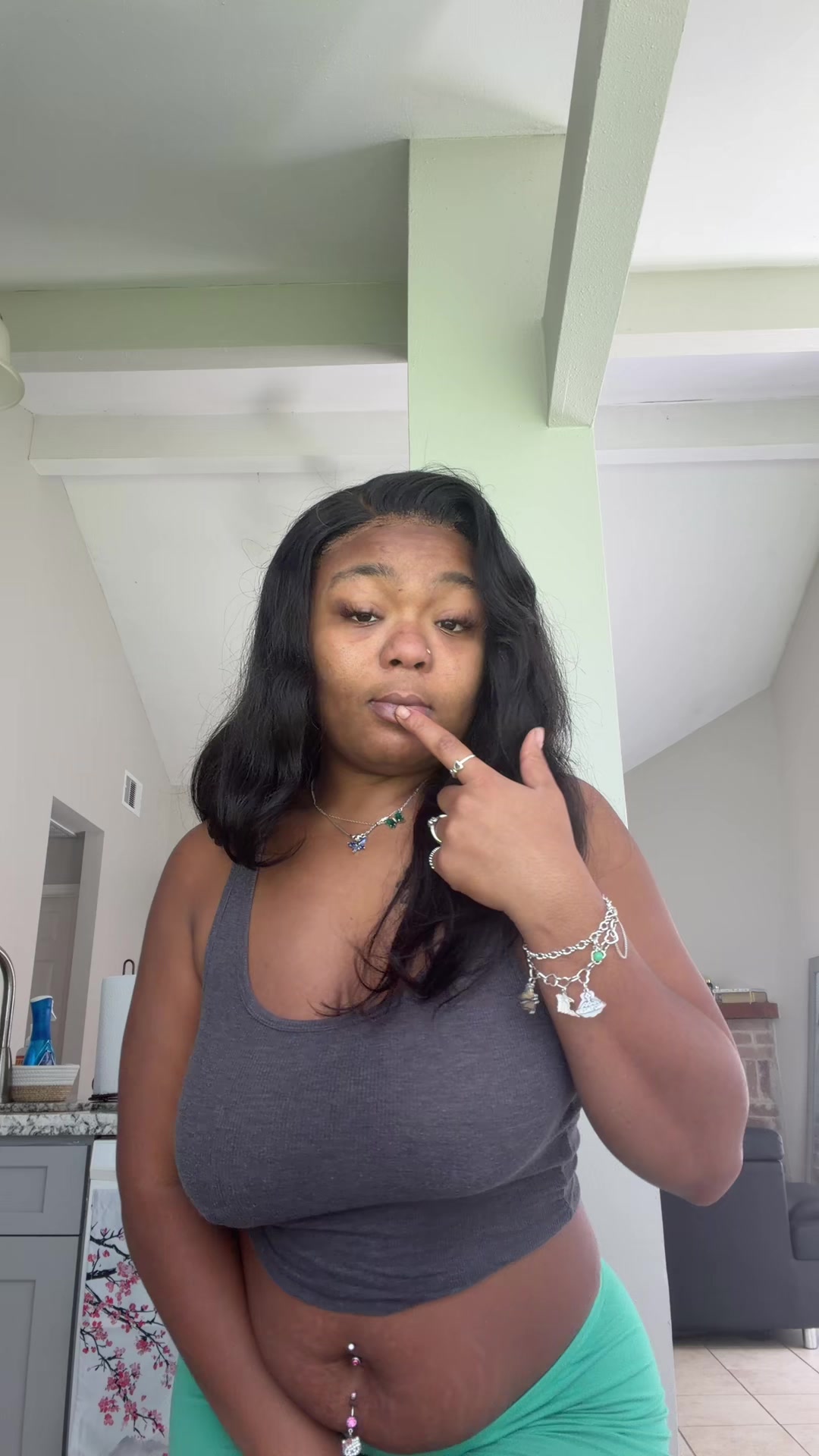 @Keepinitpeachyyy