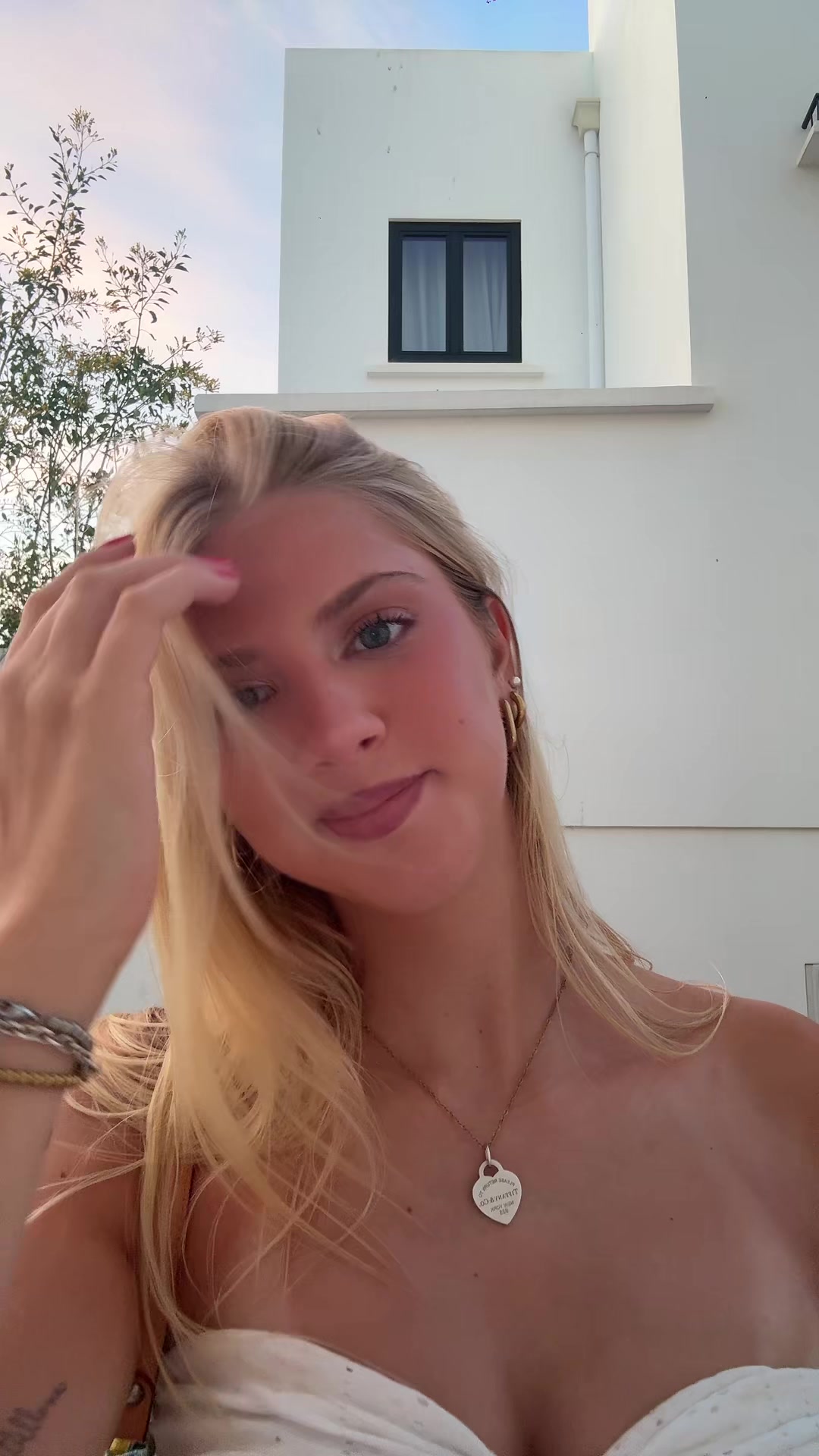@mavielein