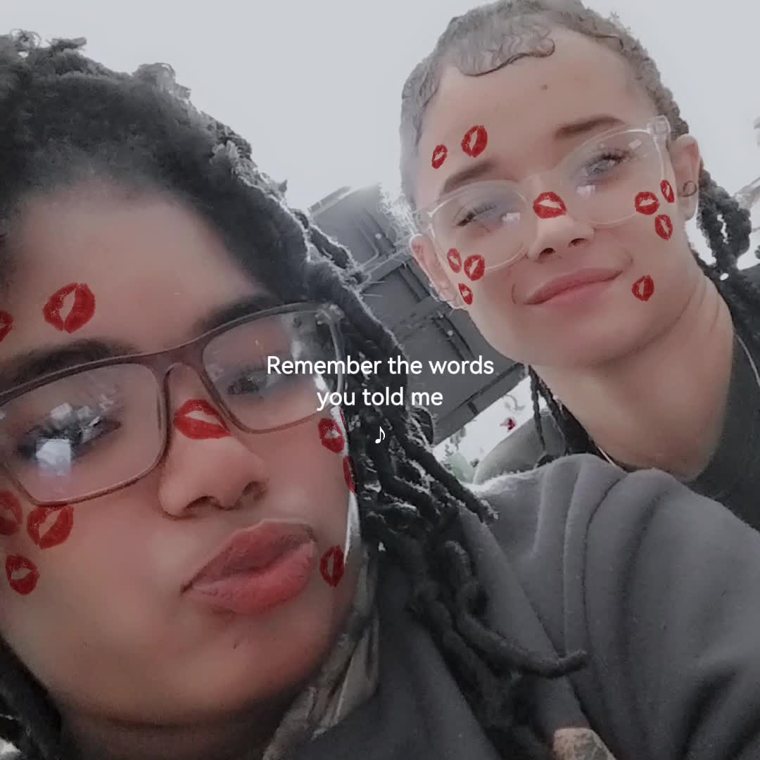 @Aniya Roberts