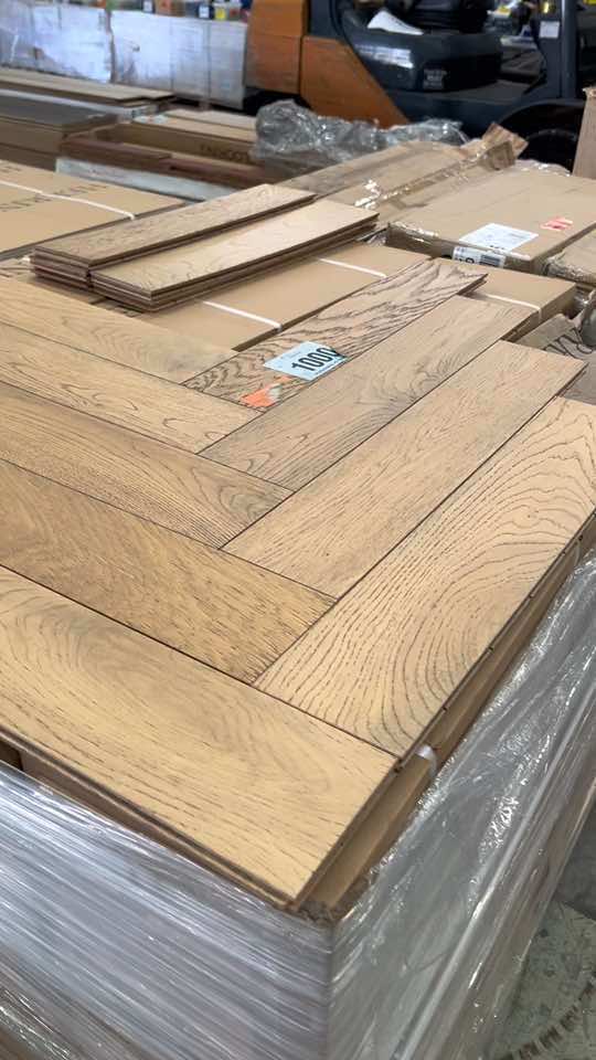 @Renovator Auctions