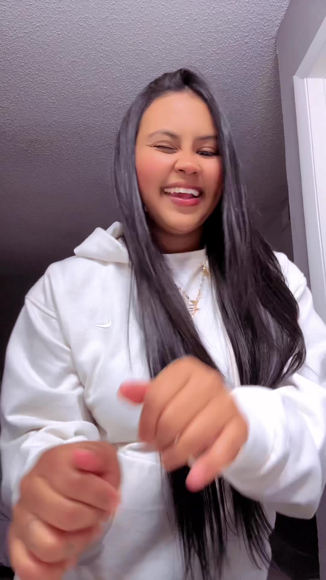 @Karina Romero✨