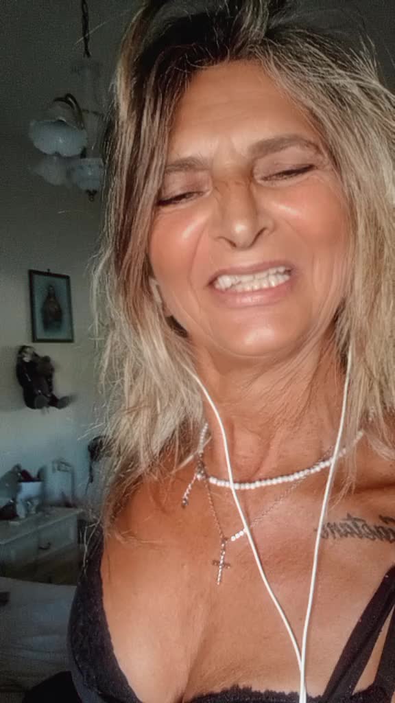 @Leonessa 65 ❤️❤️💋💋🇮🇹👈