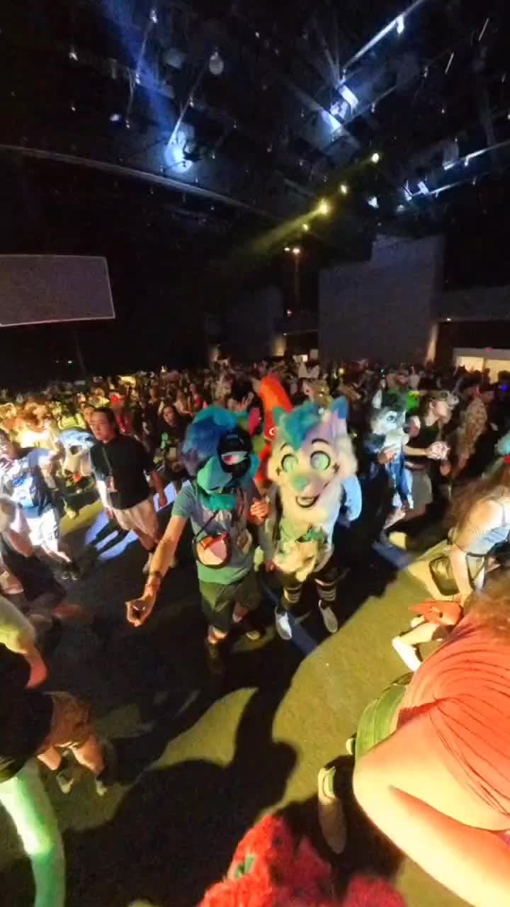 @BlueFoxNova