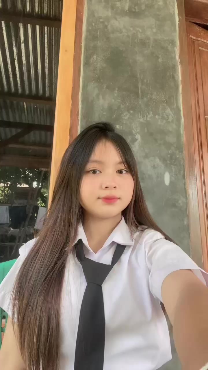 @𝐁T̸ | F L Y Y
