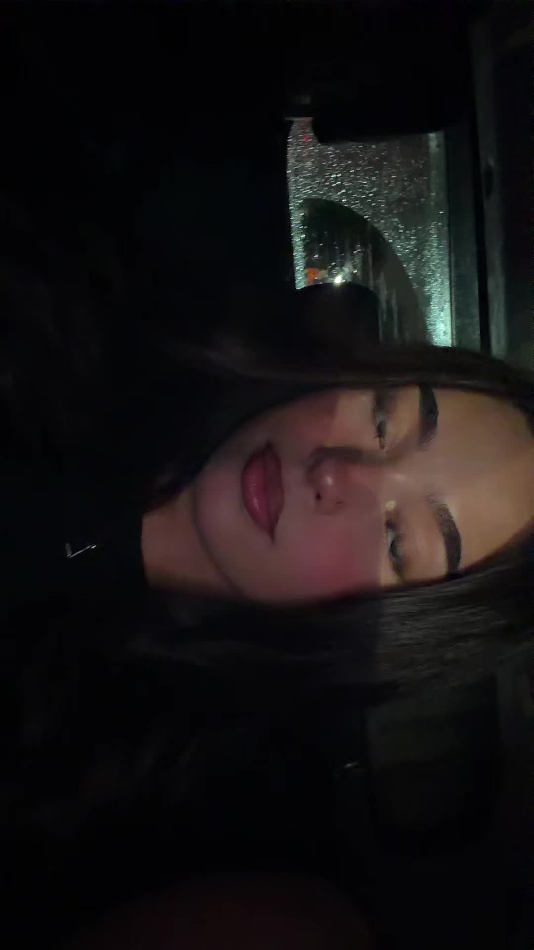@moreoflizzi