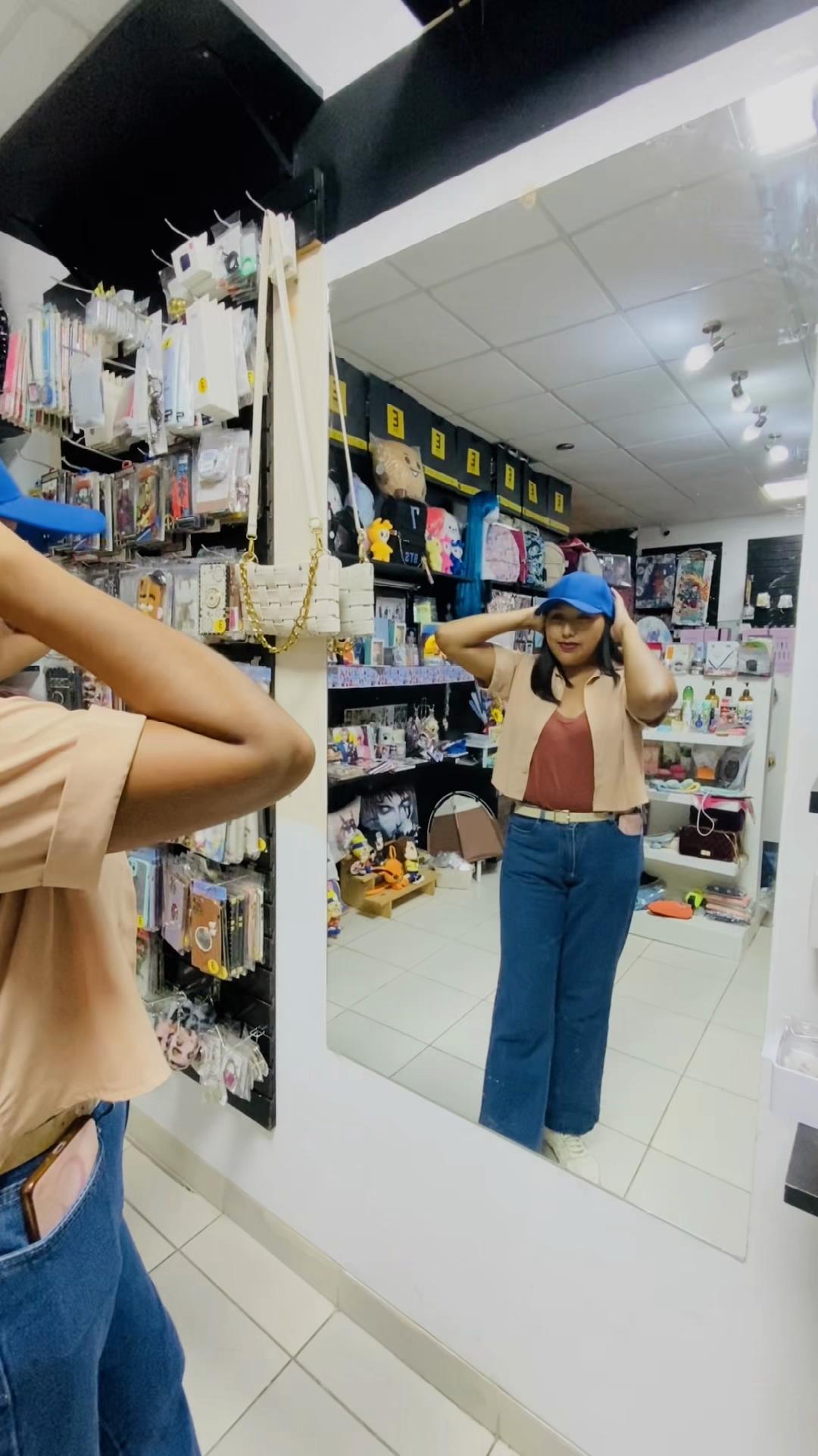 @EveCorp.bo