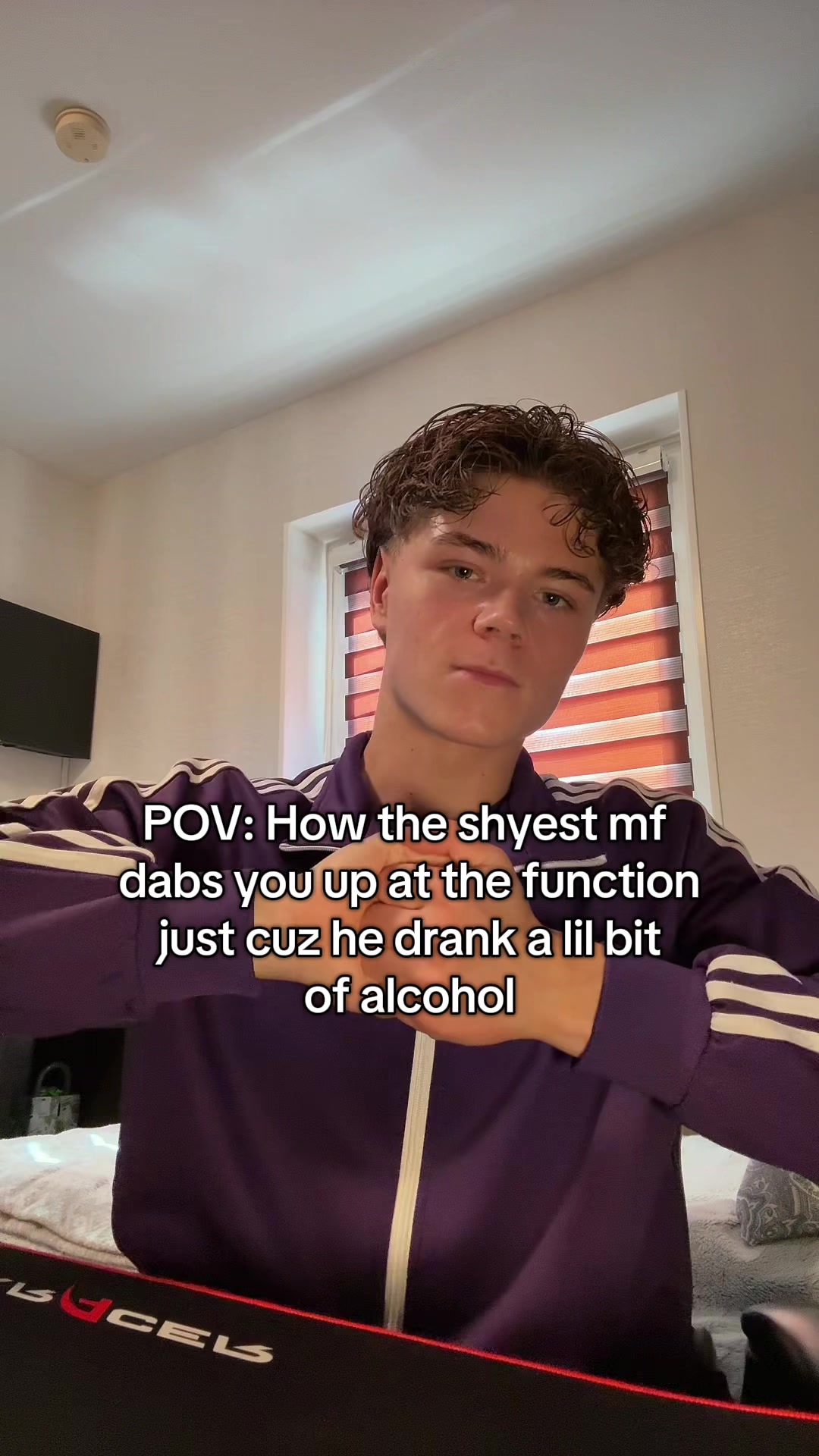 @Yvwes