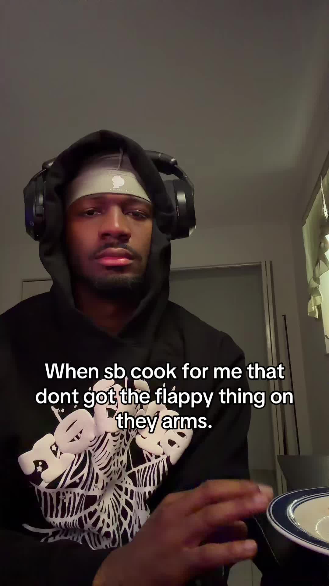 @👾
