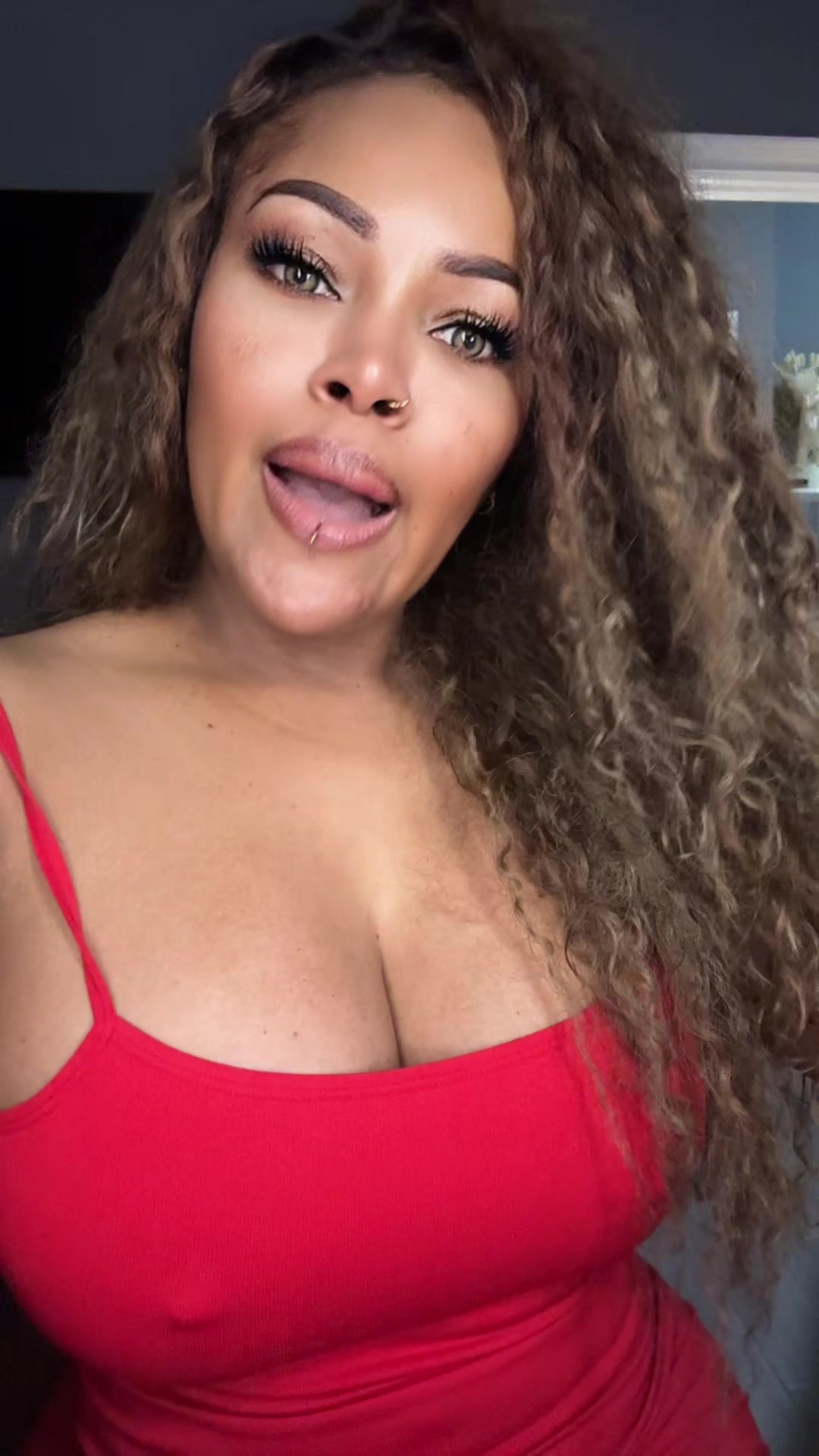 @Elena ❤️&zwj;🔥💪🏽🌹🌹