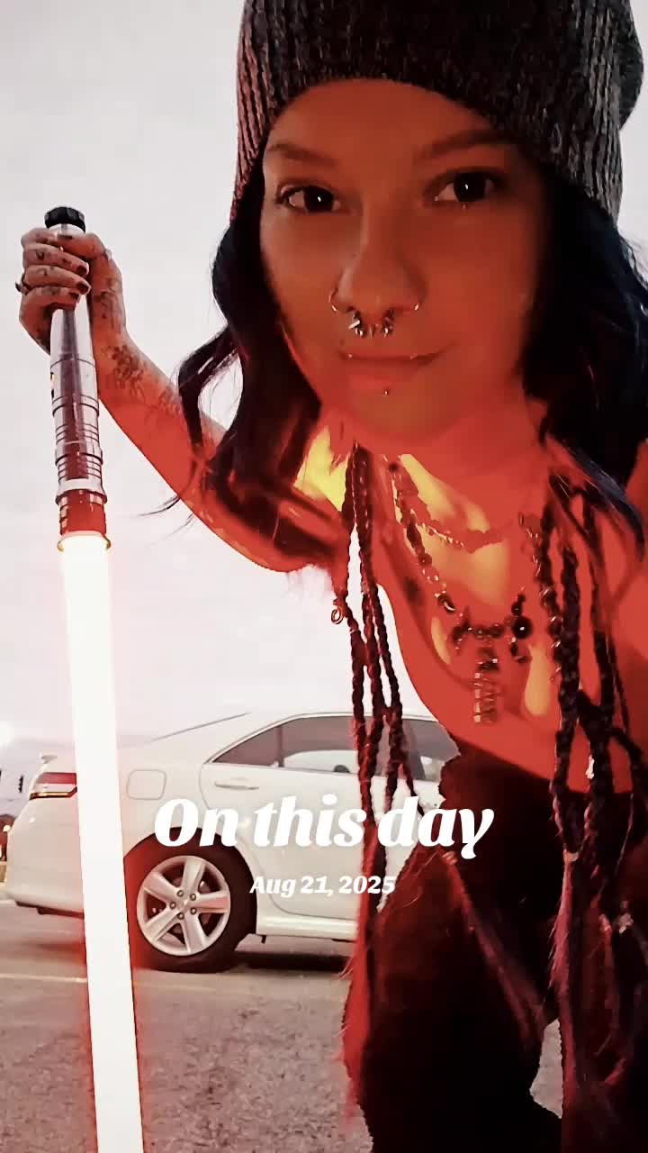 @Iminsanitylifeisthemadhouse🫀