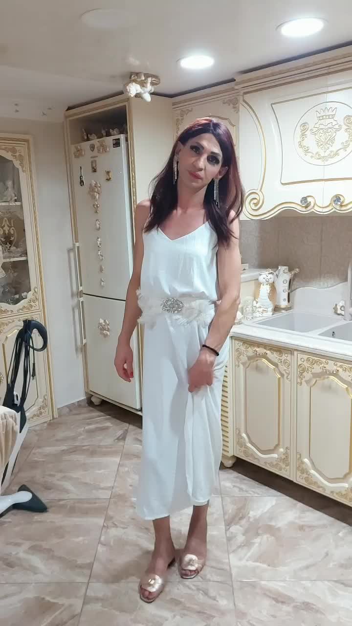 @Laura La Divina