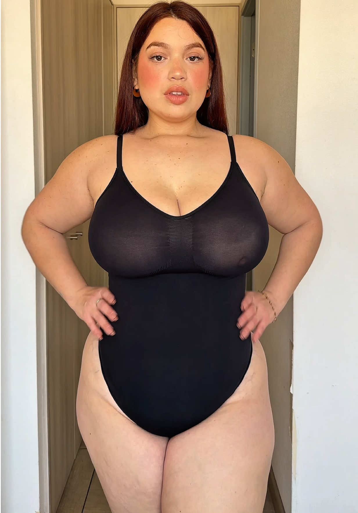 @𝐂𝐨𝐧𝐧𝐲𝐁𝐨𝐮𝐭𝐢𝐪𝐮𝐞