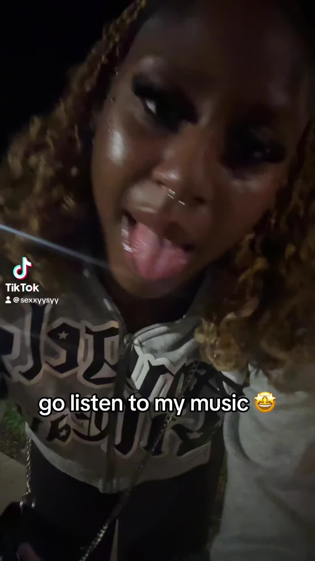 @user182929303939838373737363