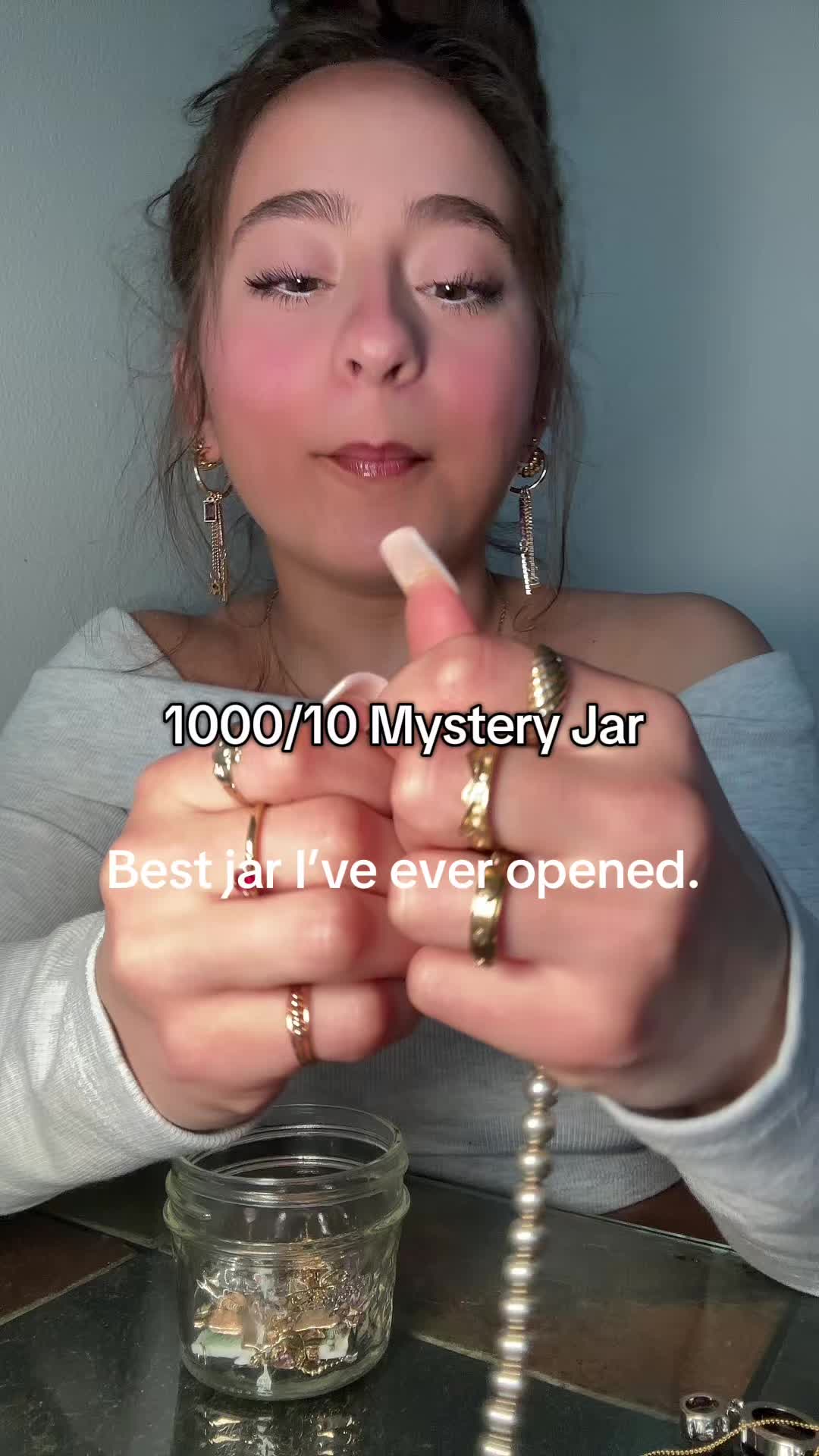@Bella