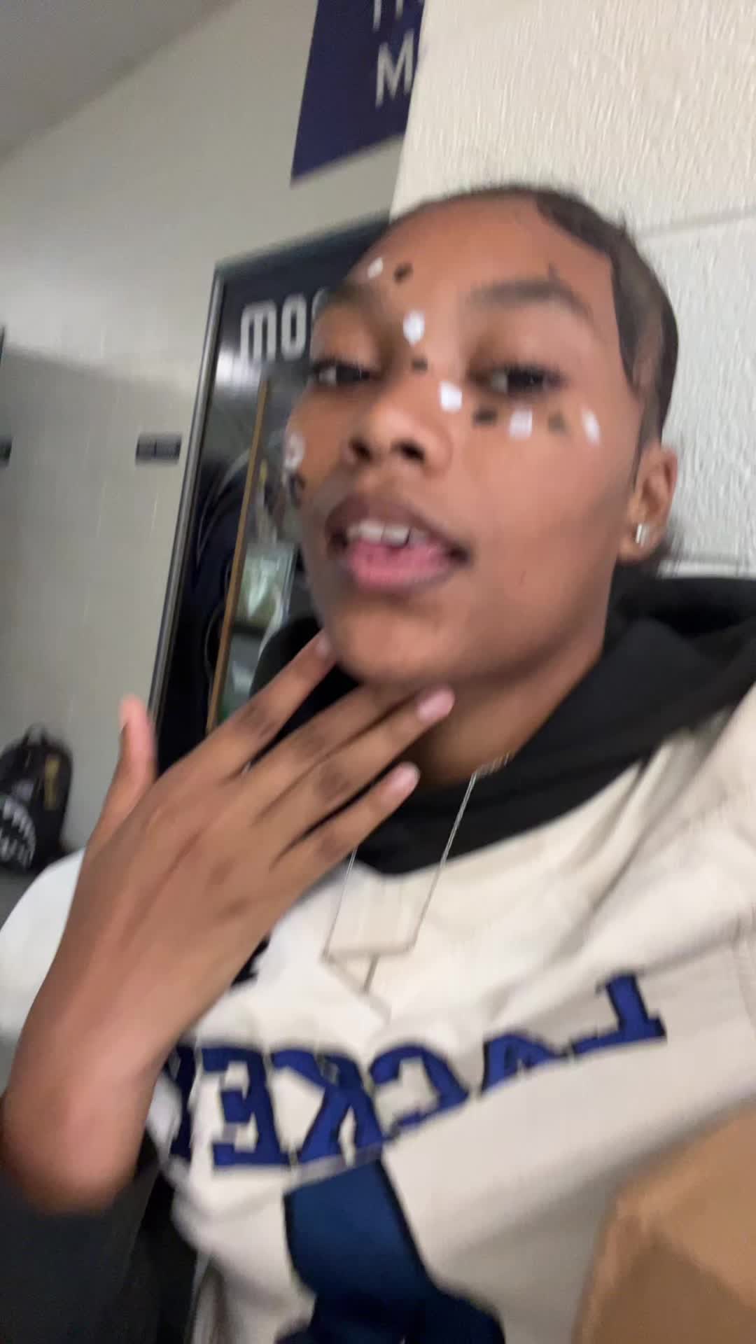 @๐