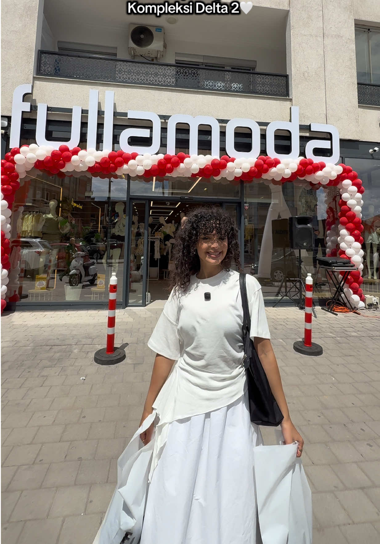 @Elona Selmani