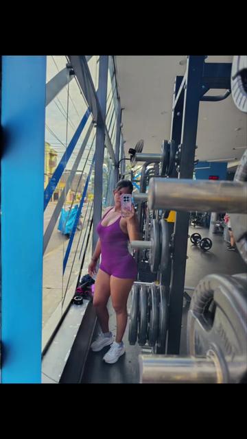 @Reina Lara