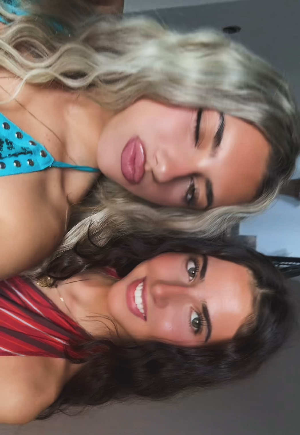 @anika