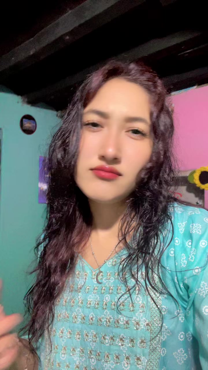 @🐼