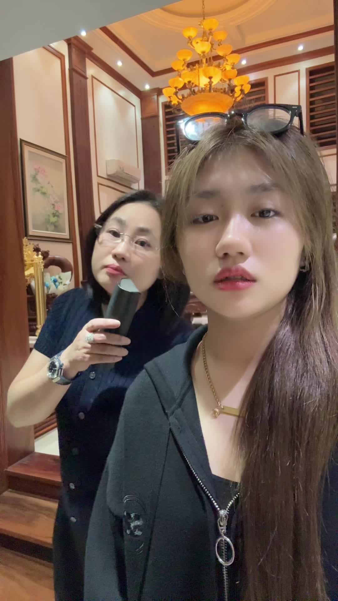 @Hoa Nắng