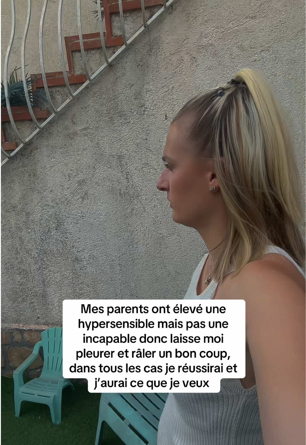@lauraccomplie