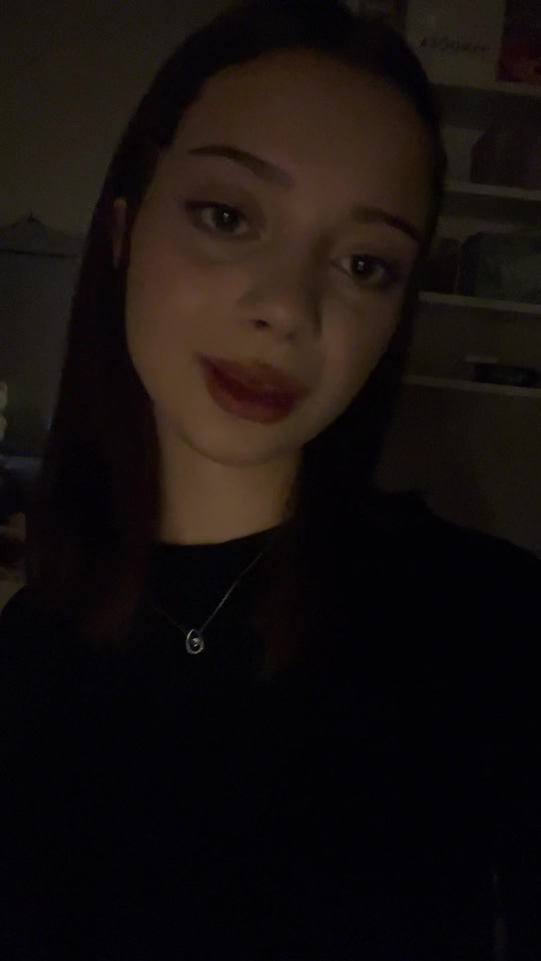 @сашко🧎🏻♀️
