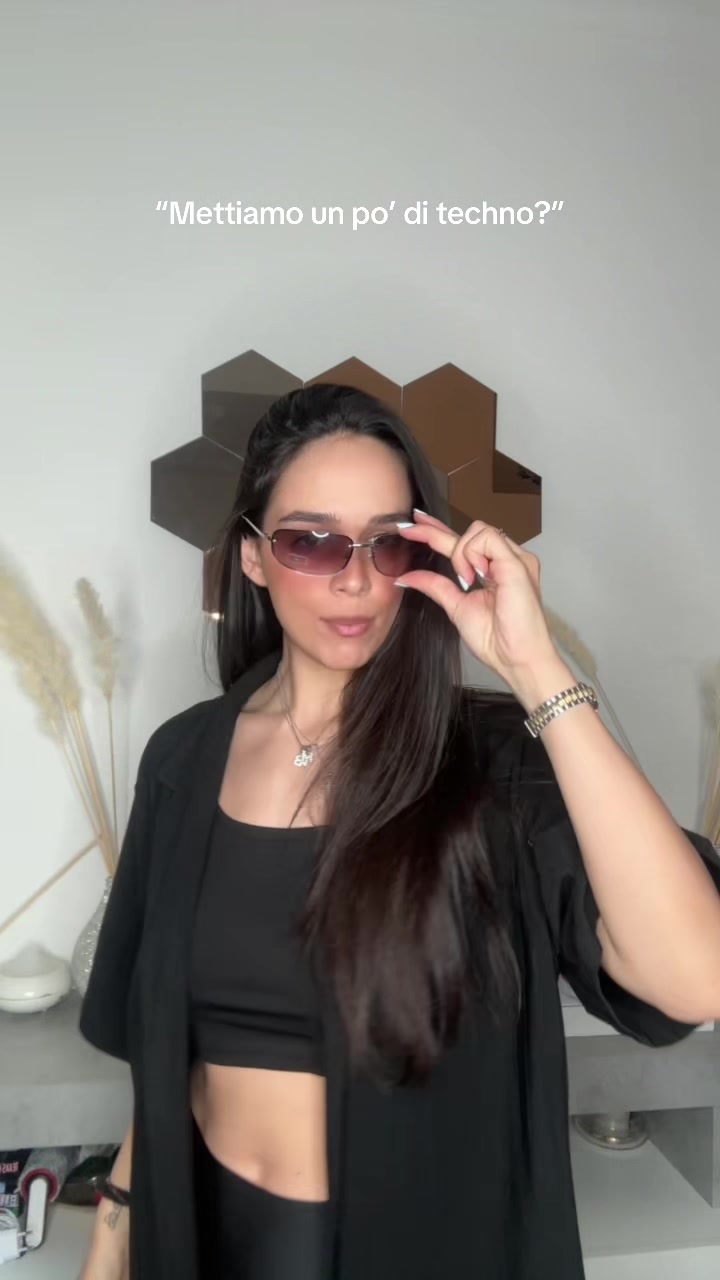@BEBE