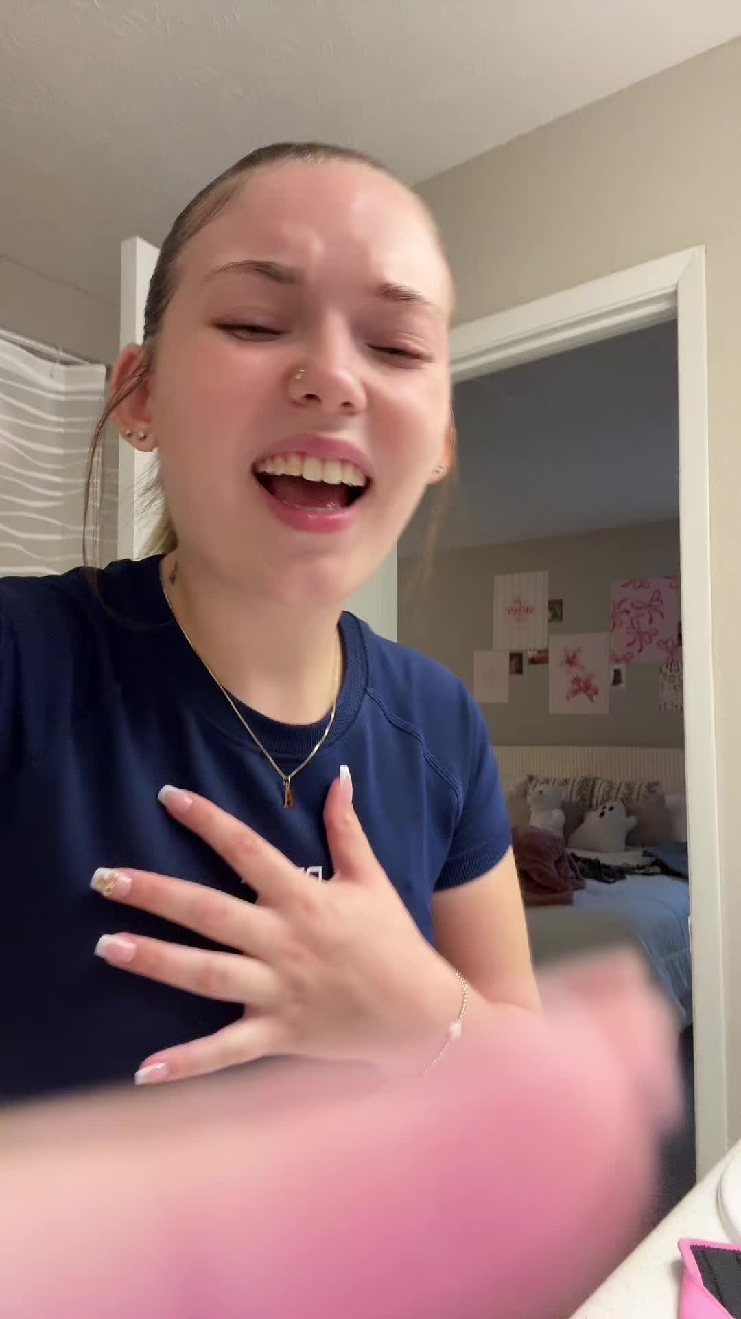 @abbiarthaa