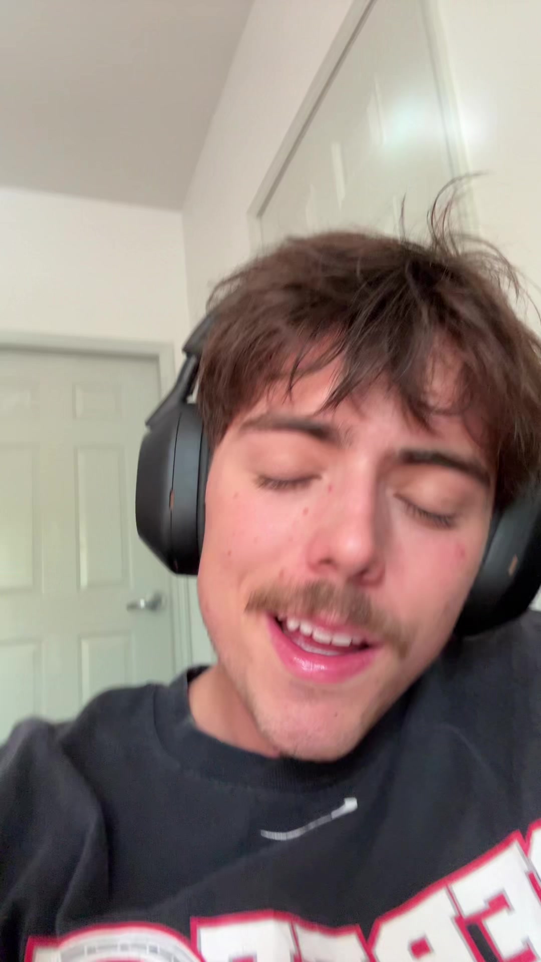 @speaktomewhiteboy