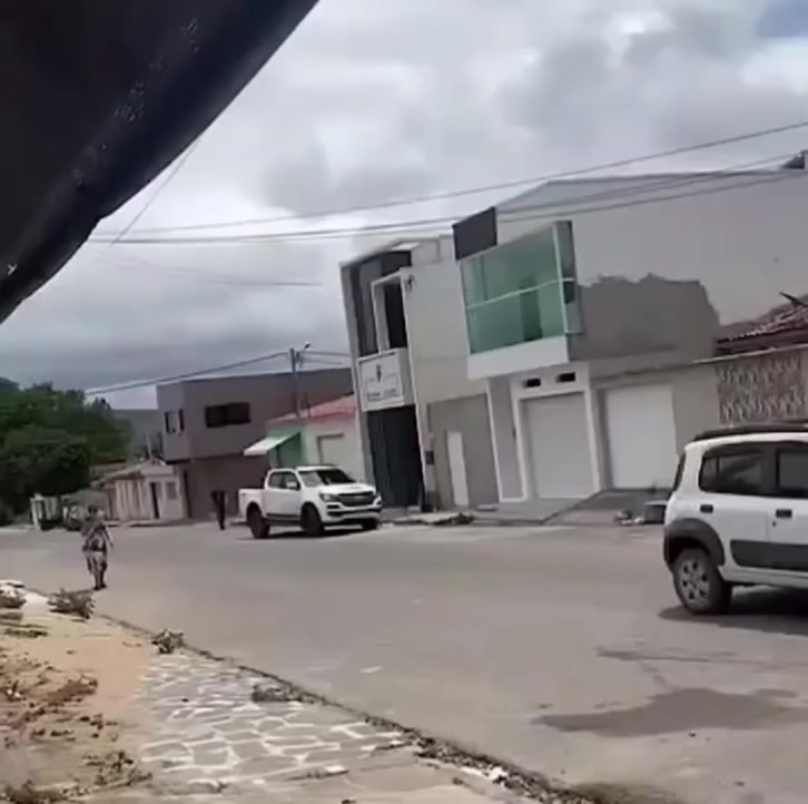 @VÍCTOR MANUEL