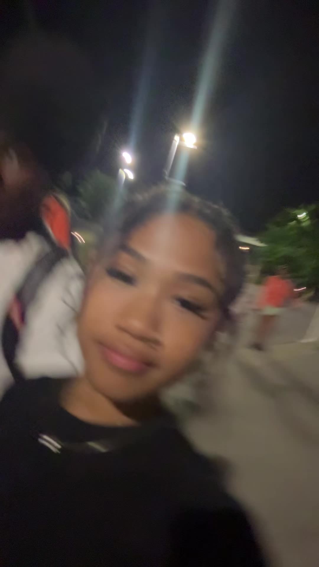 @zu