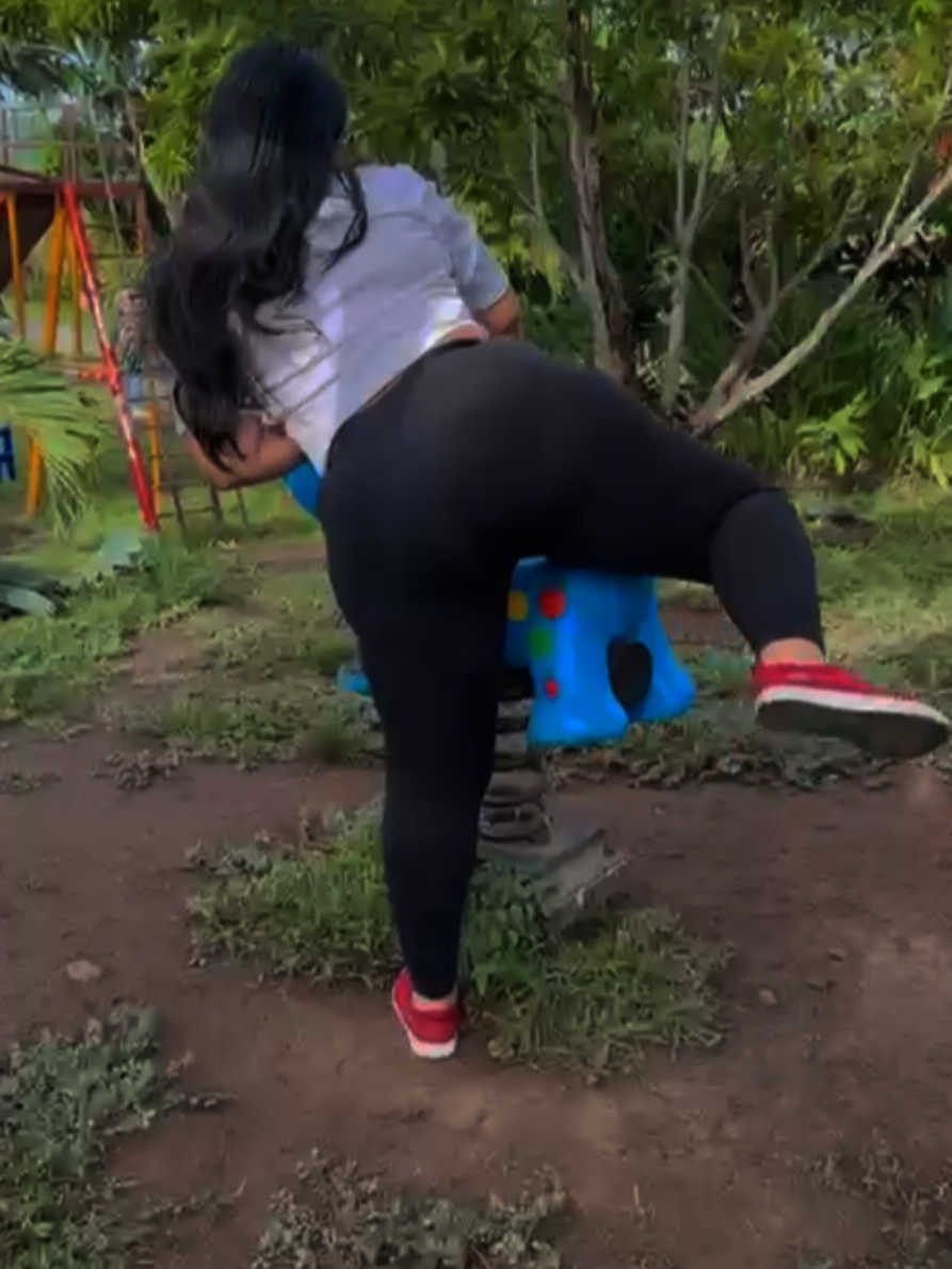 @ANDREA BARAHONA
