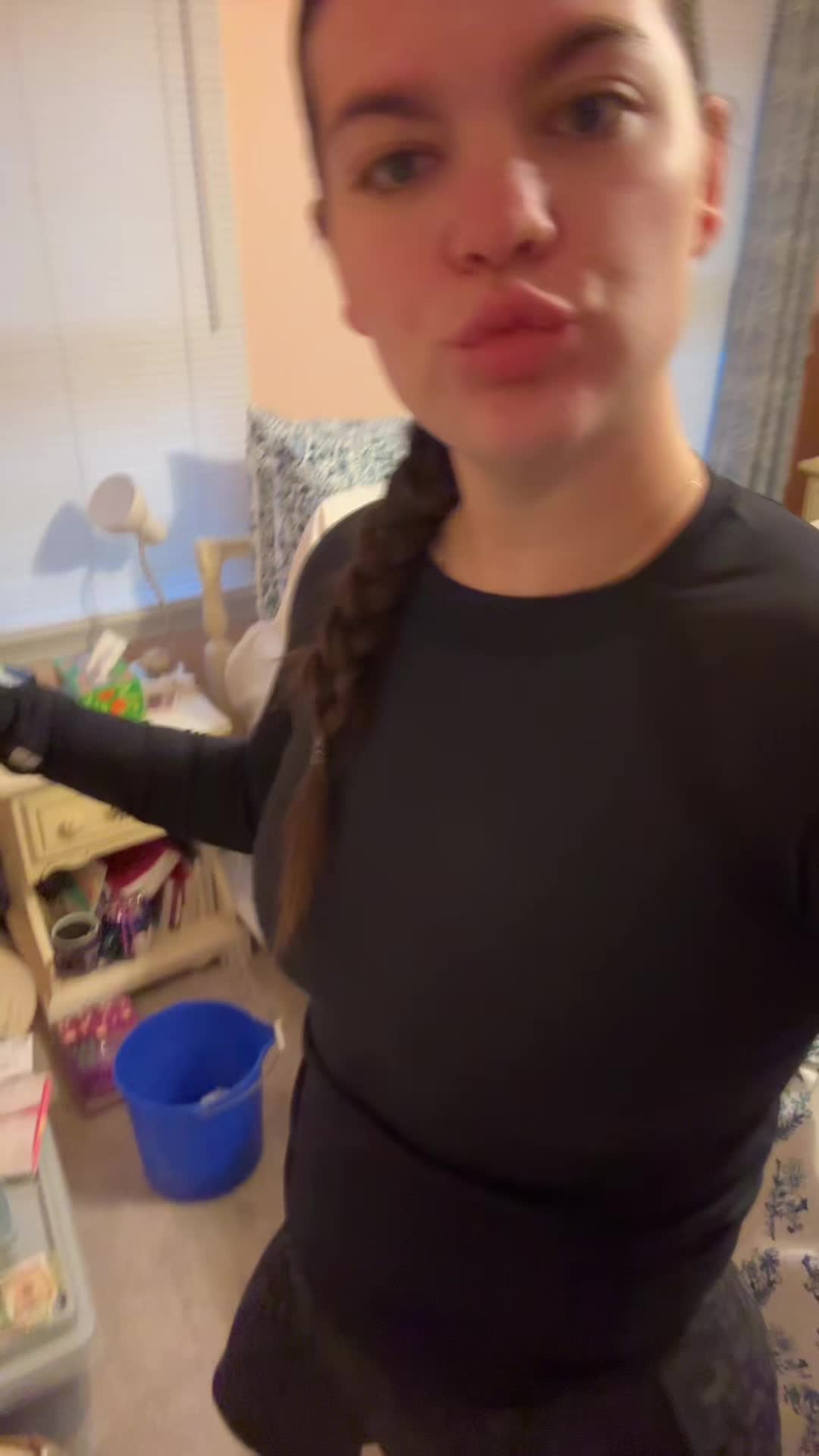 @Veronica