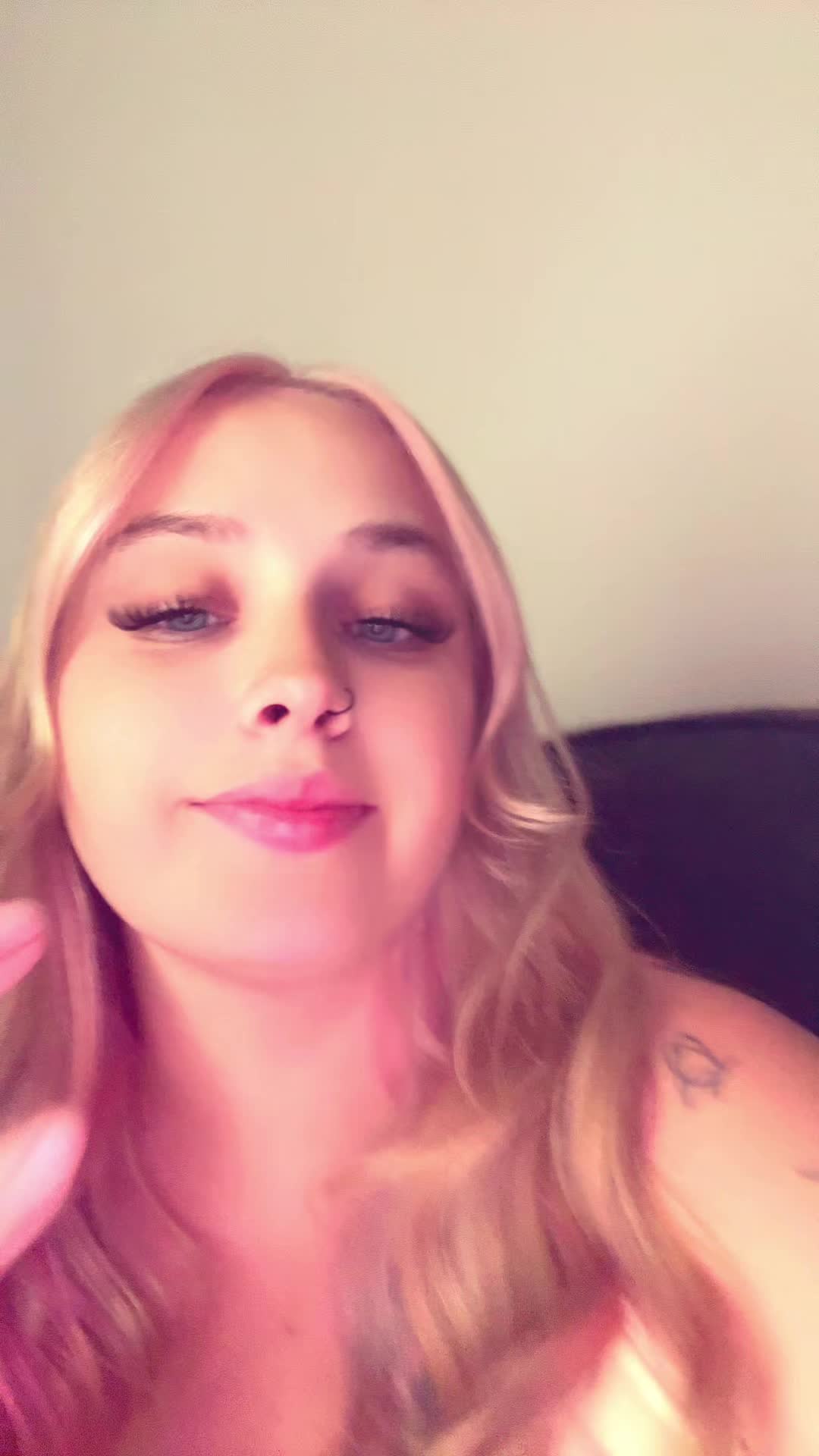 @yourfavmamacita