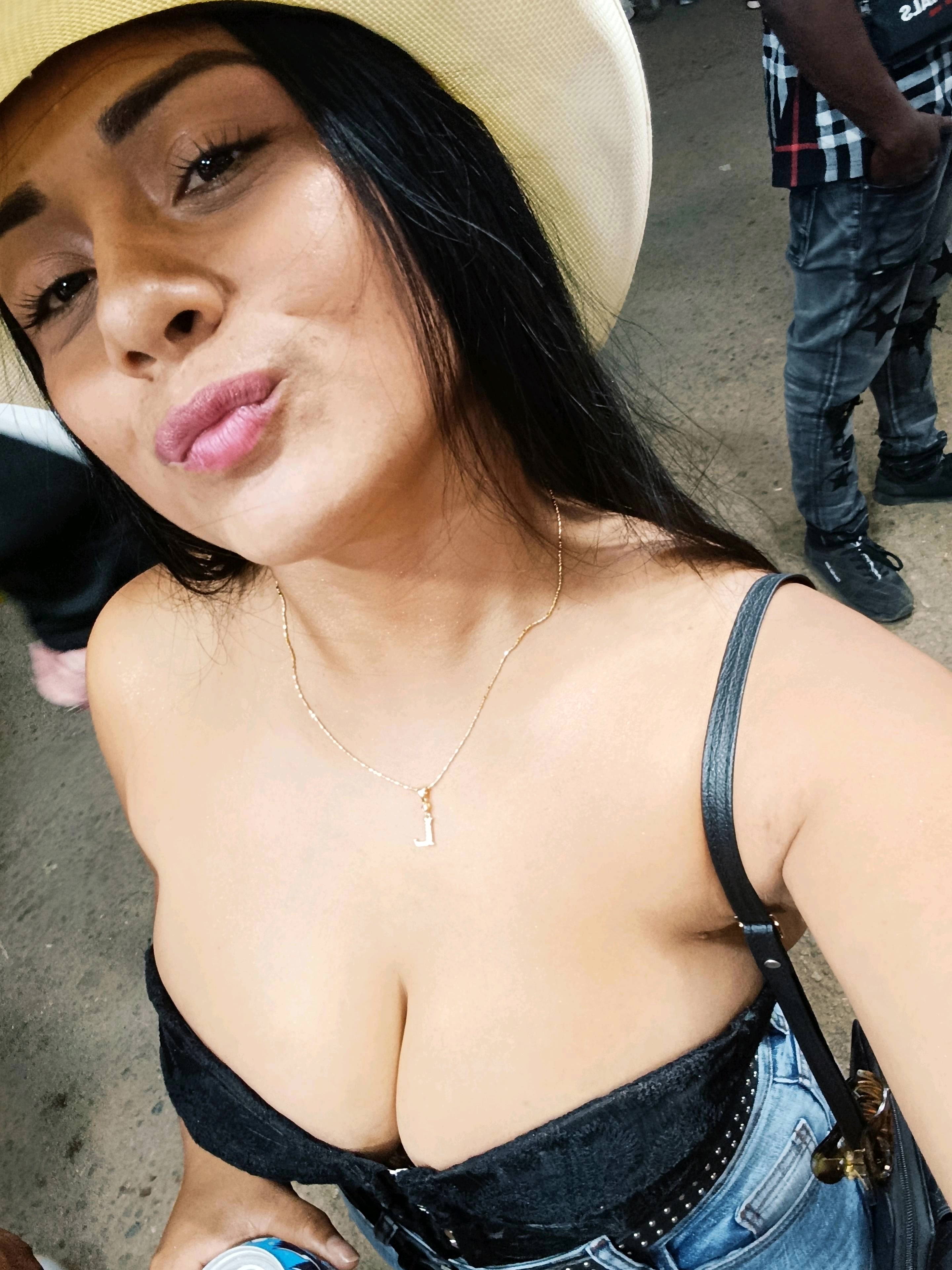 @Guzm&aacute;n...🥵😎🥰