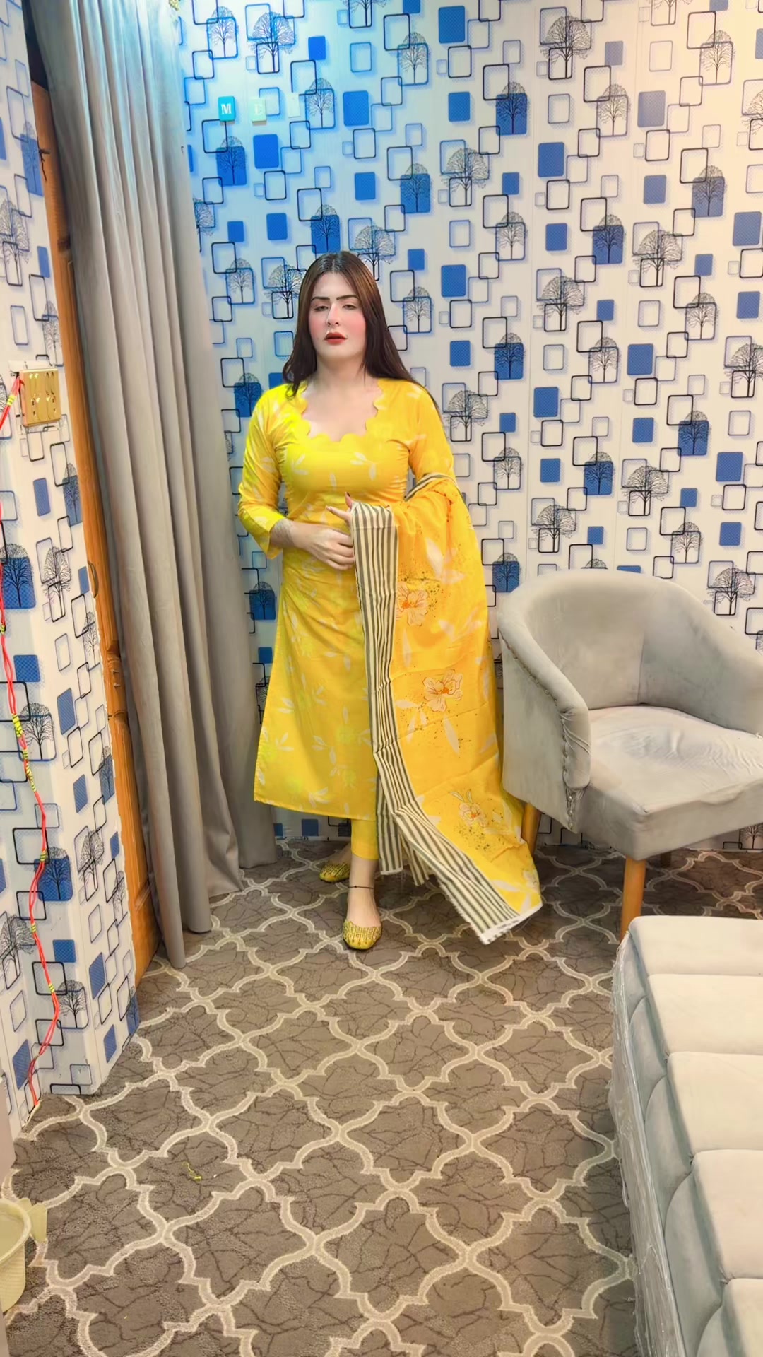 @Riya Khan34