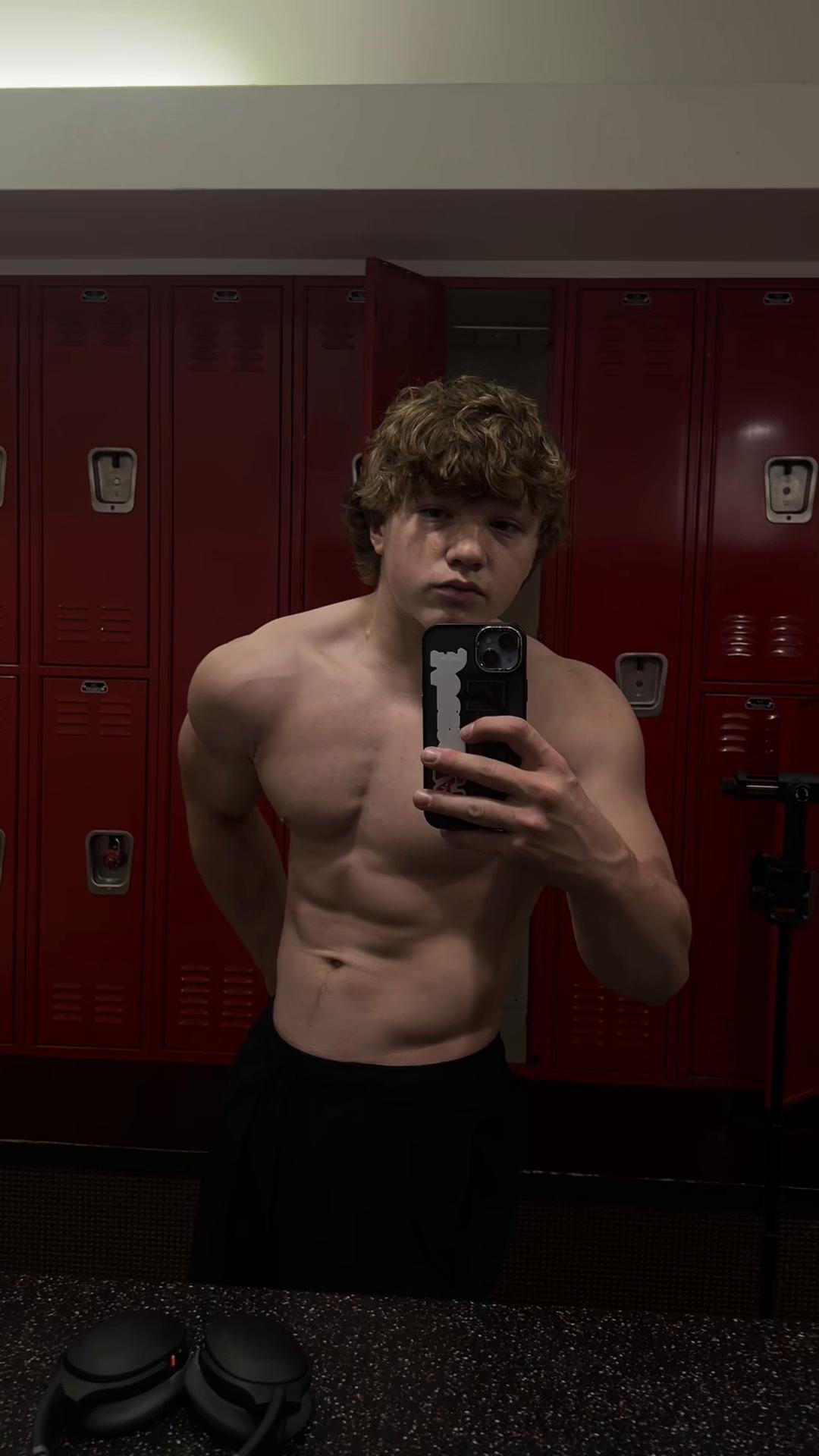 @smallguyluke