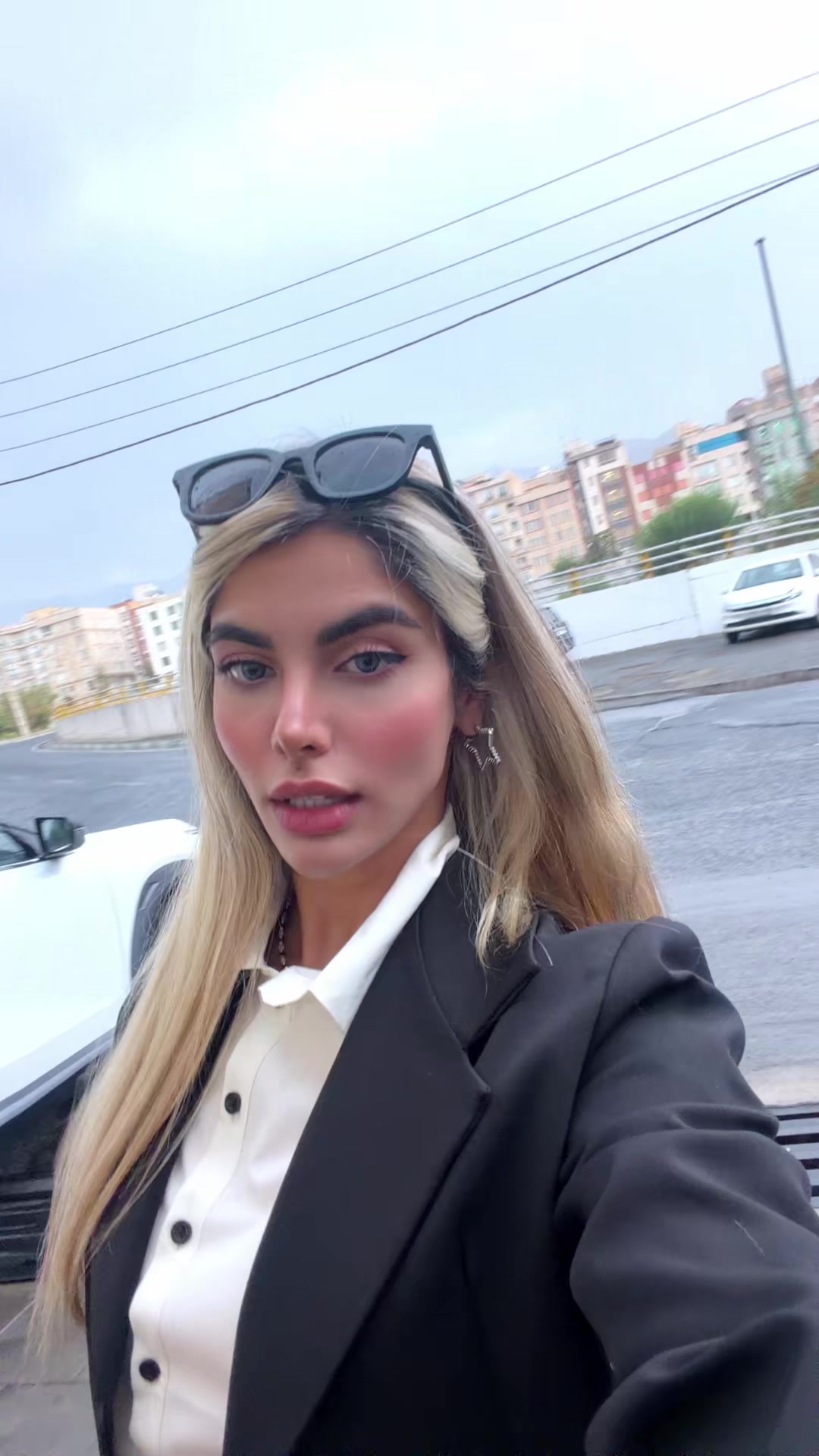 @Niloofar