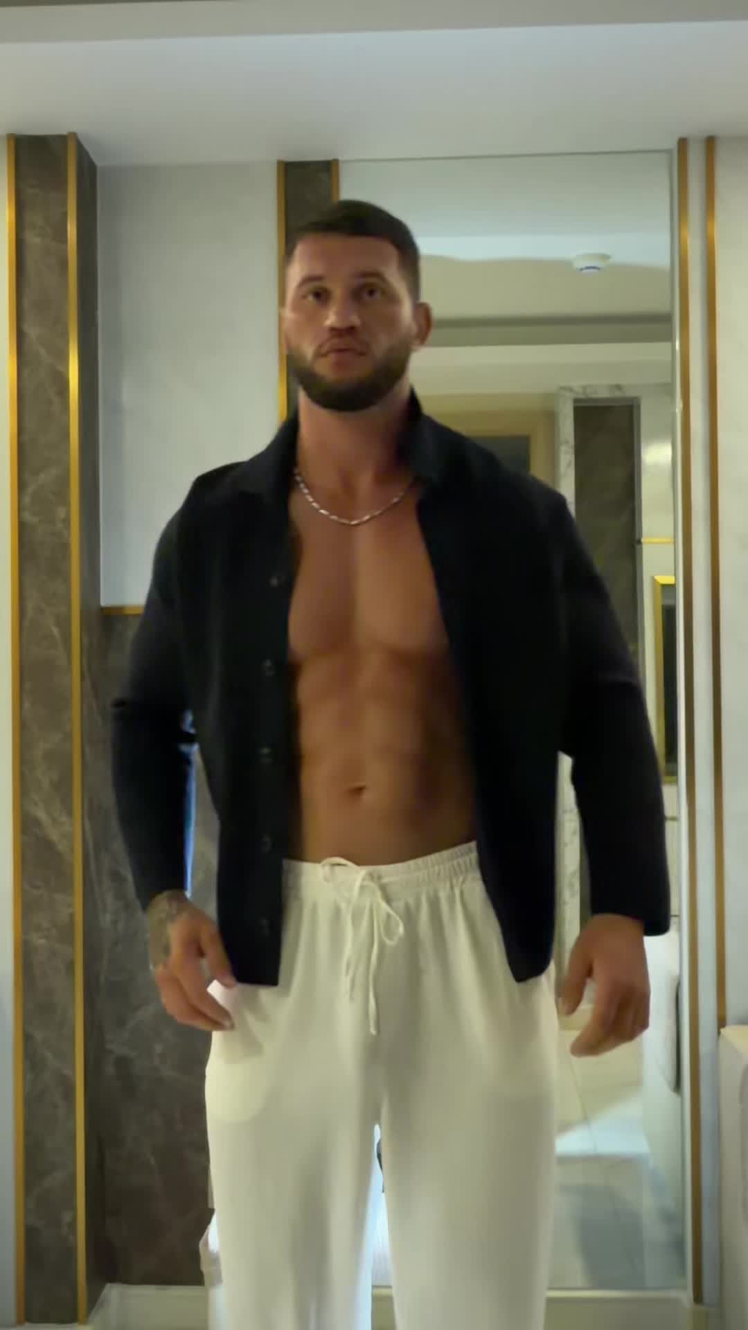 @Alexfitluvx