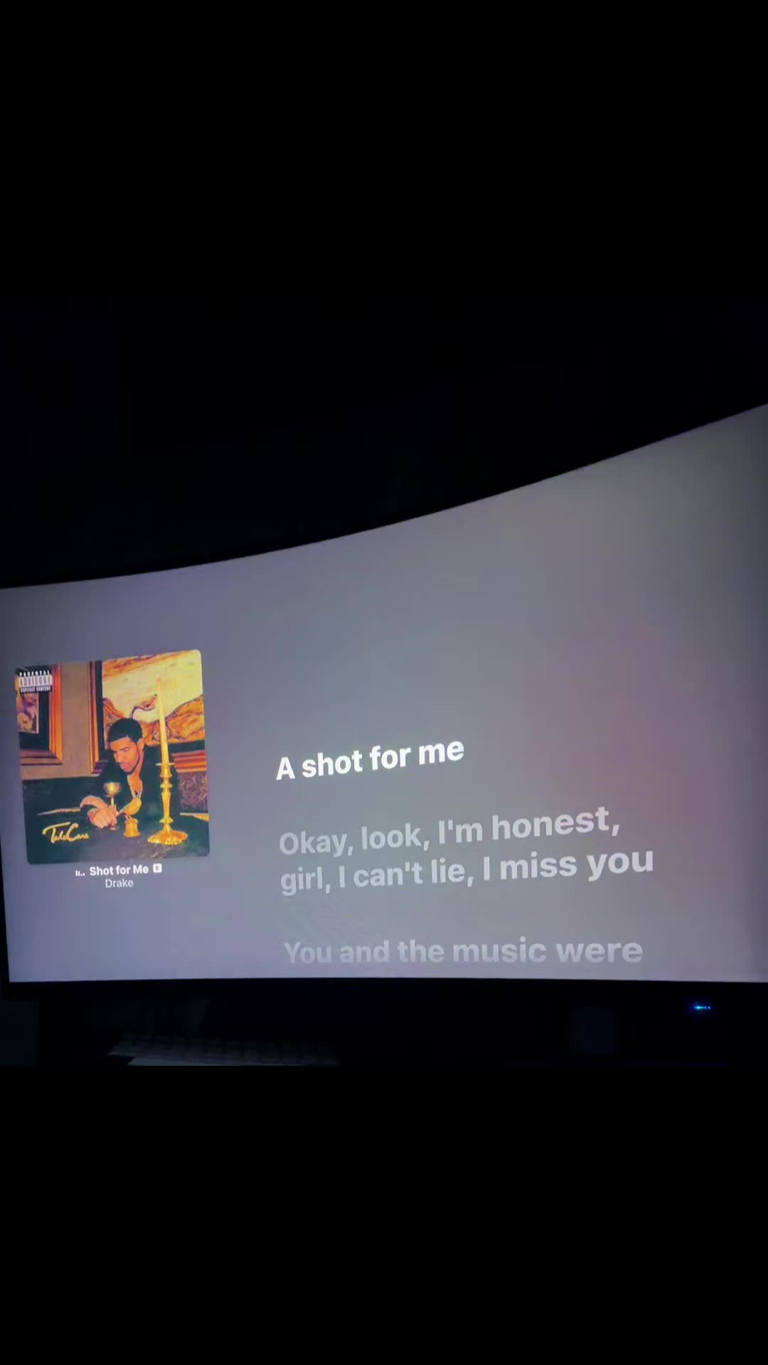 @𝔩𝔶𝔯𝔦𝔵𝔠𝔰__.🎧