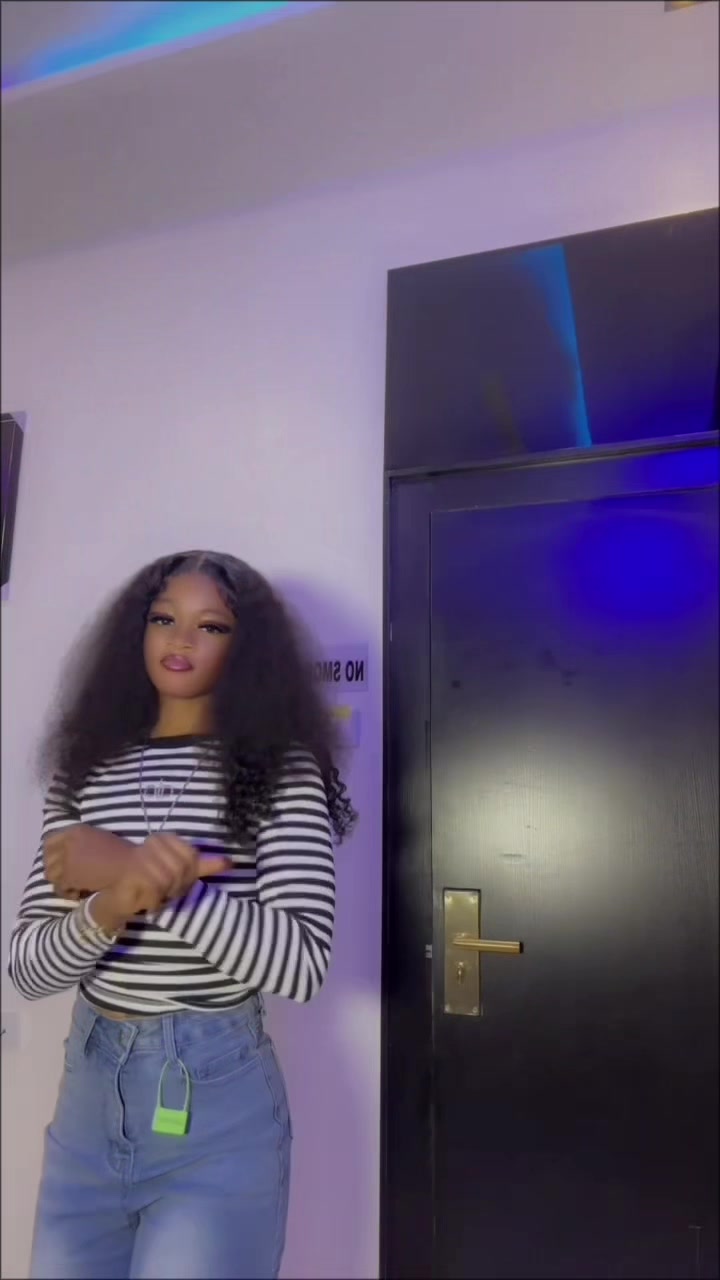 @🦋 ELLA🦋
