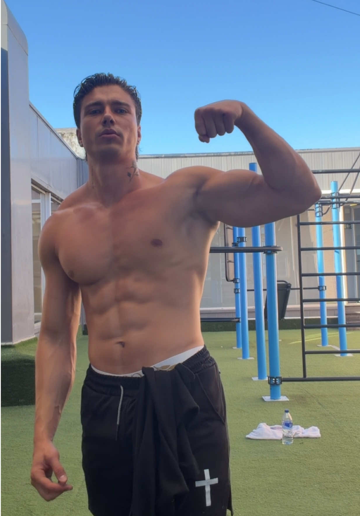 @GoldenGeorgiii2 🐊