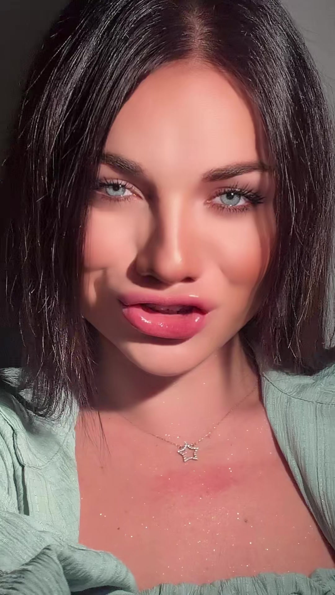 @LikaKlubnika