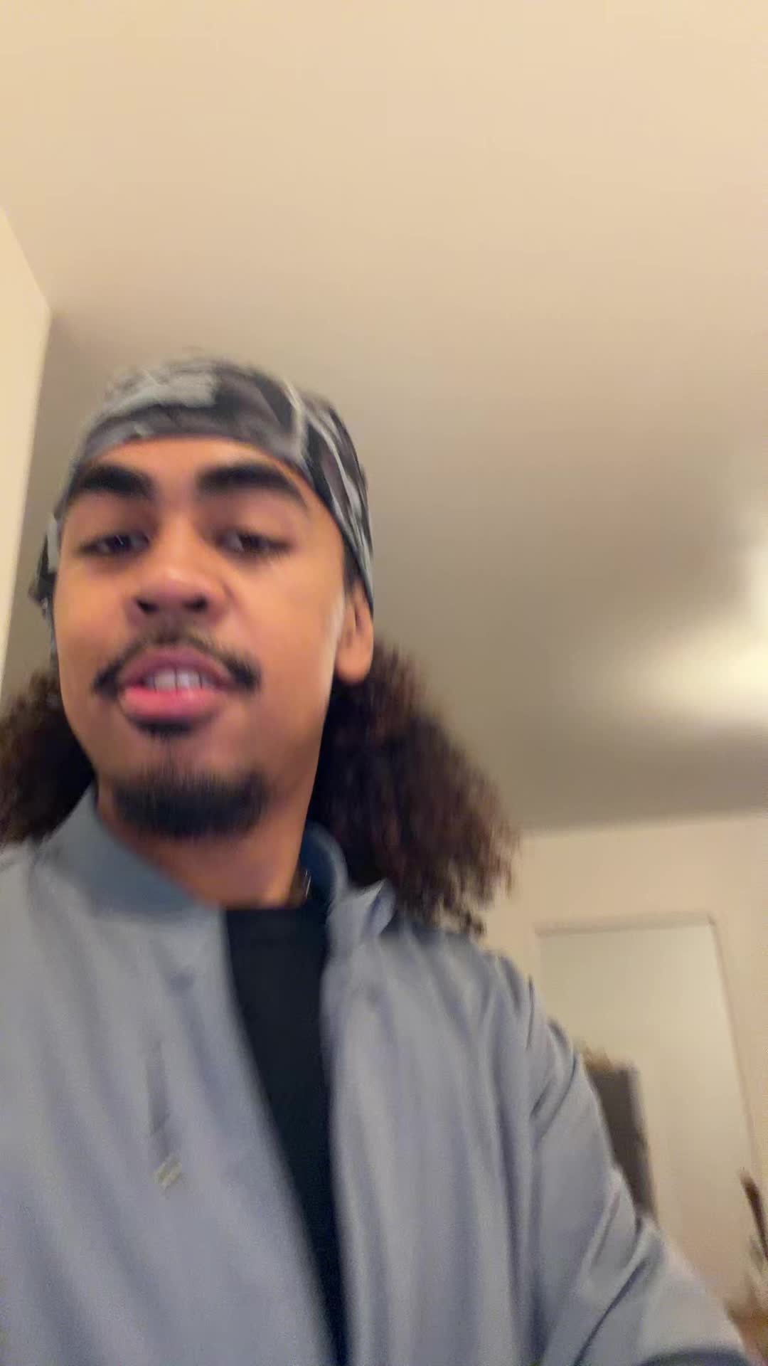 @M.yn