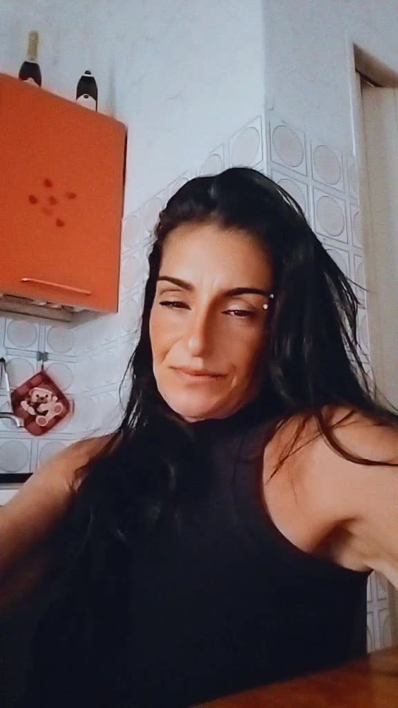 @Manu🖤